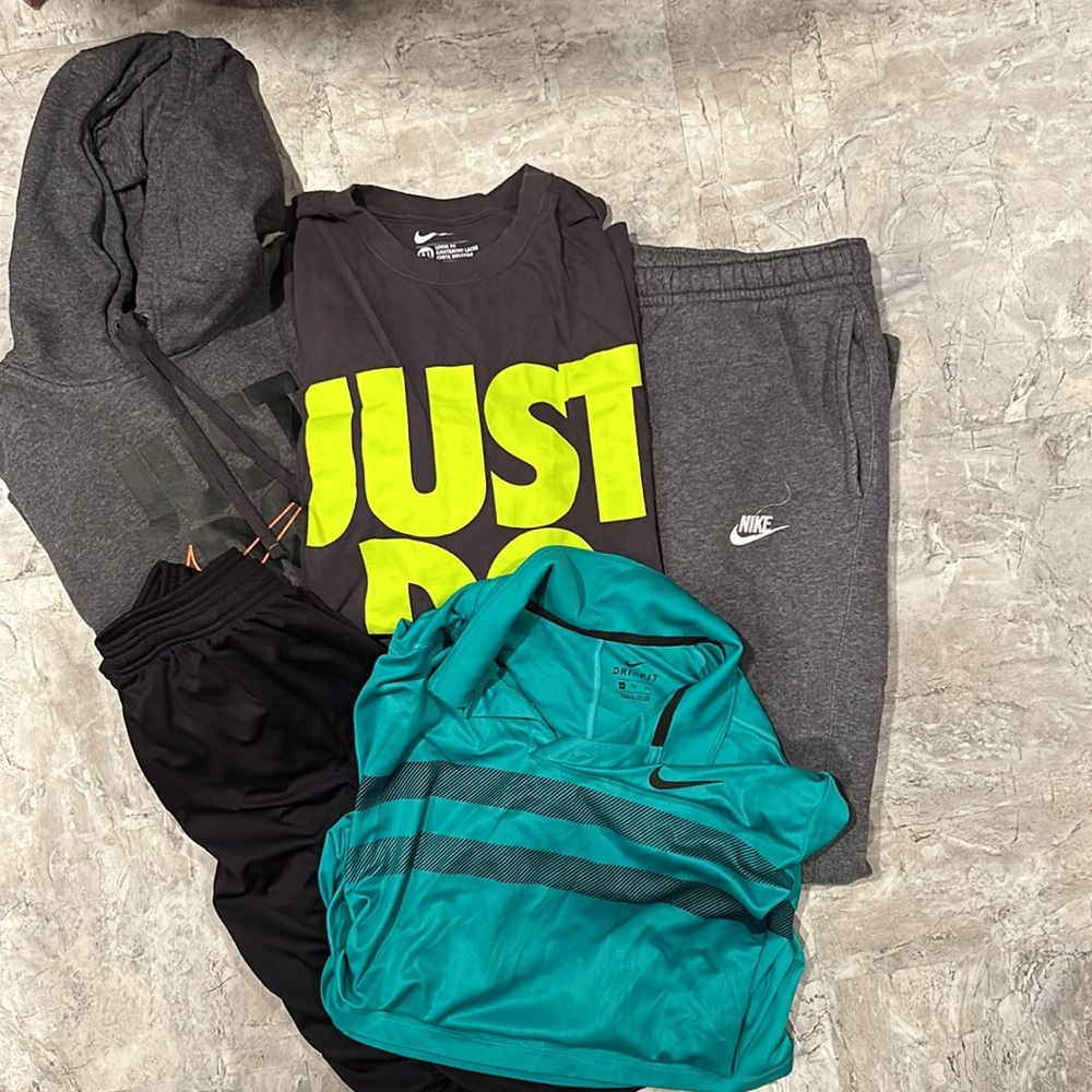 Collection of Nike activewear